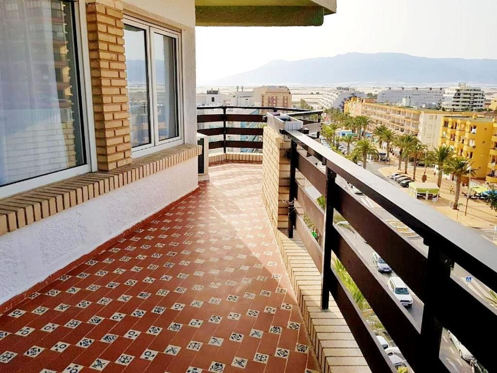 Apartamento Roquetas De Mar Urbanizacion, 2 Dormitorios, Gran Terraza Con Vista Al Mar, Wi-Fi, Parking Y Piscina Extérieur photo